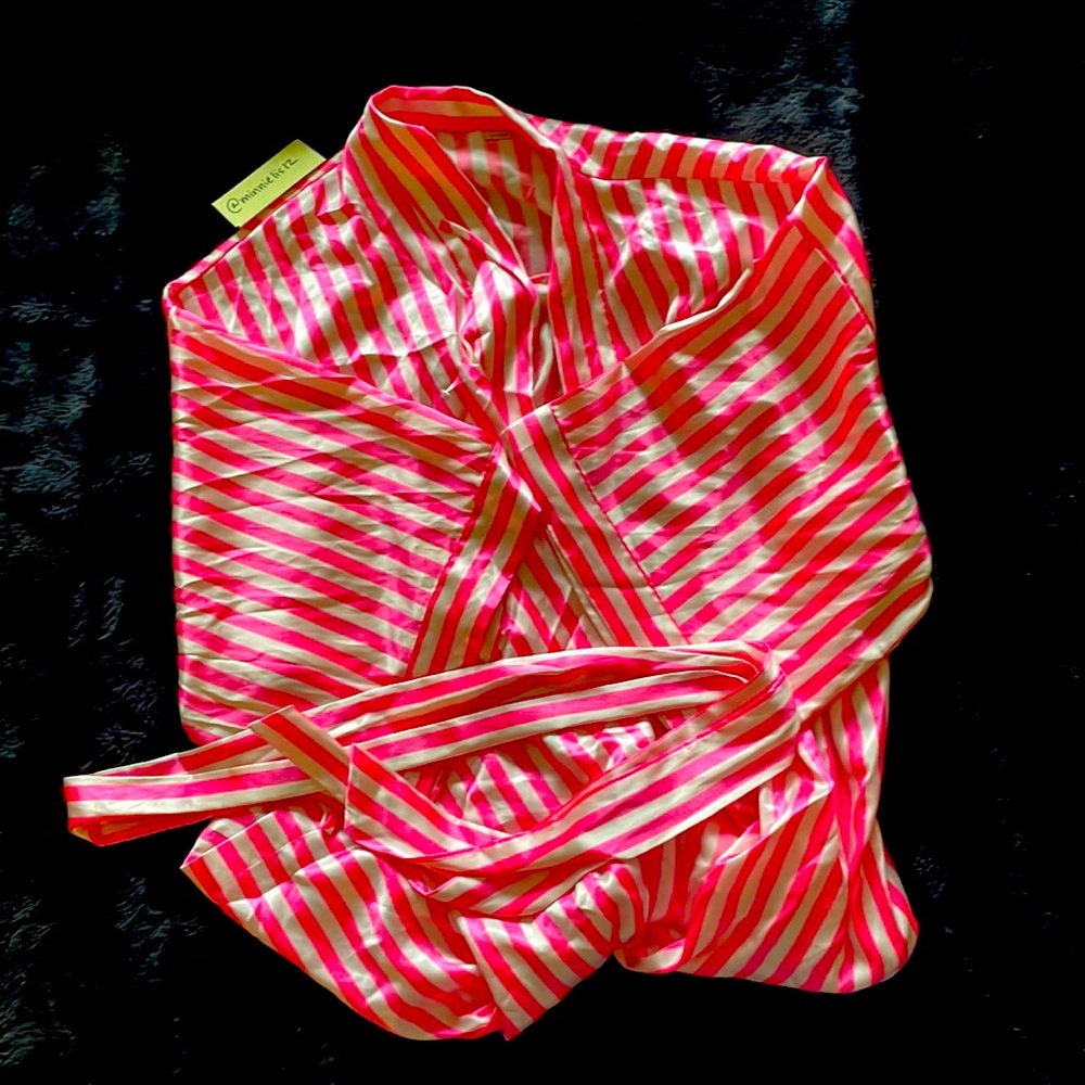 NWOT Rare Victoria’s Secret Robe Kimono Hot Pink stripe size S/M